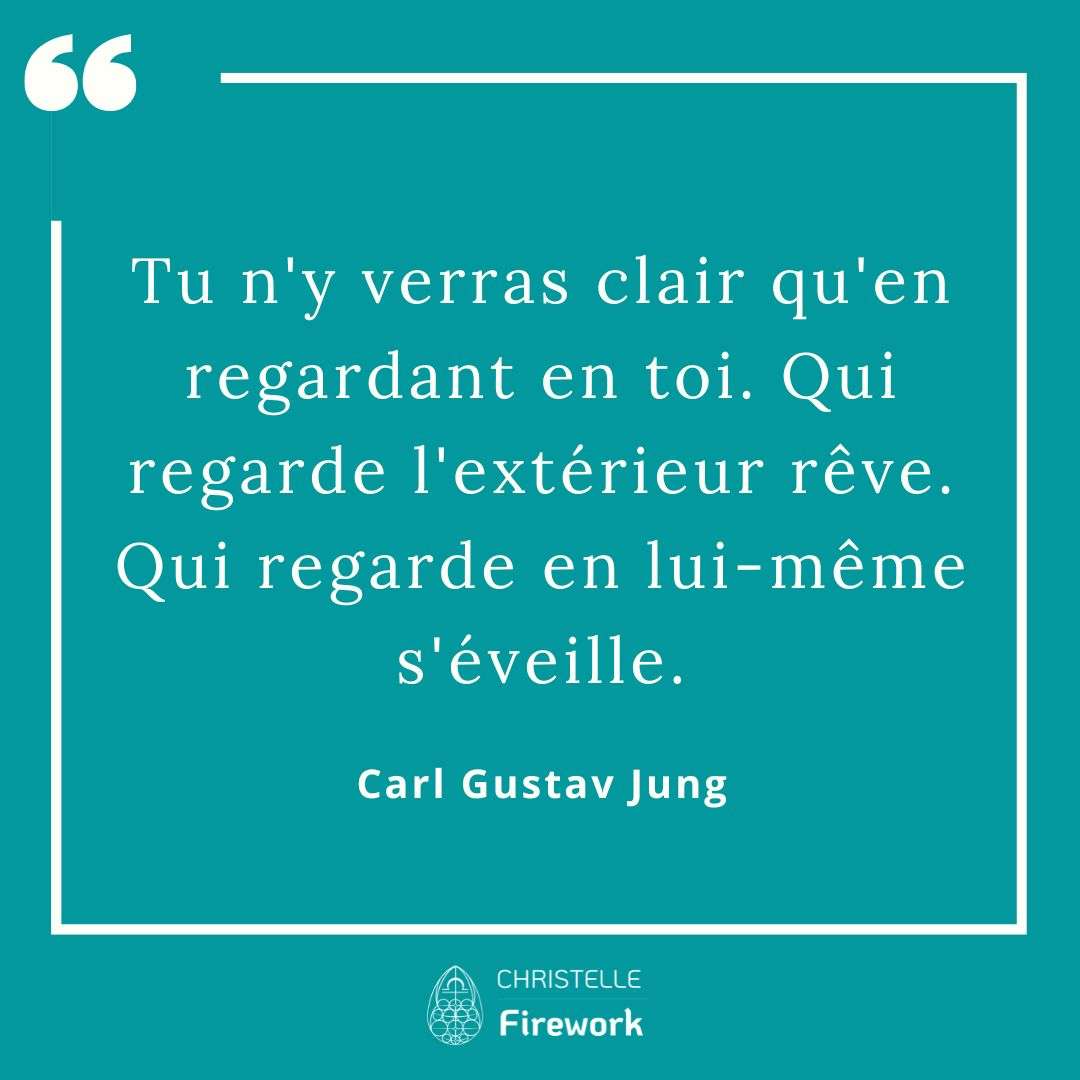 Tu n'y verras clair qu'en regardant en toi. Qui regarde l'extérieur rêve. Qui regarde en lui-même s'éveille.