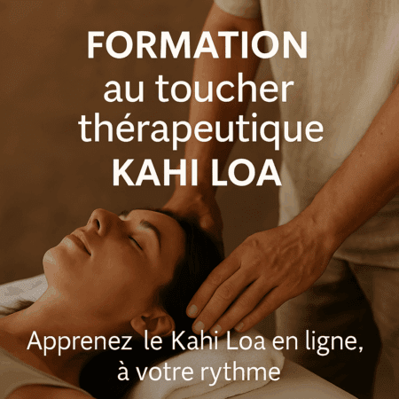 Praticien effectuant un soin énergétique Kahi Loa en formation e-learning